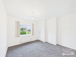 Bedroom 1- click for photo gallery